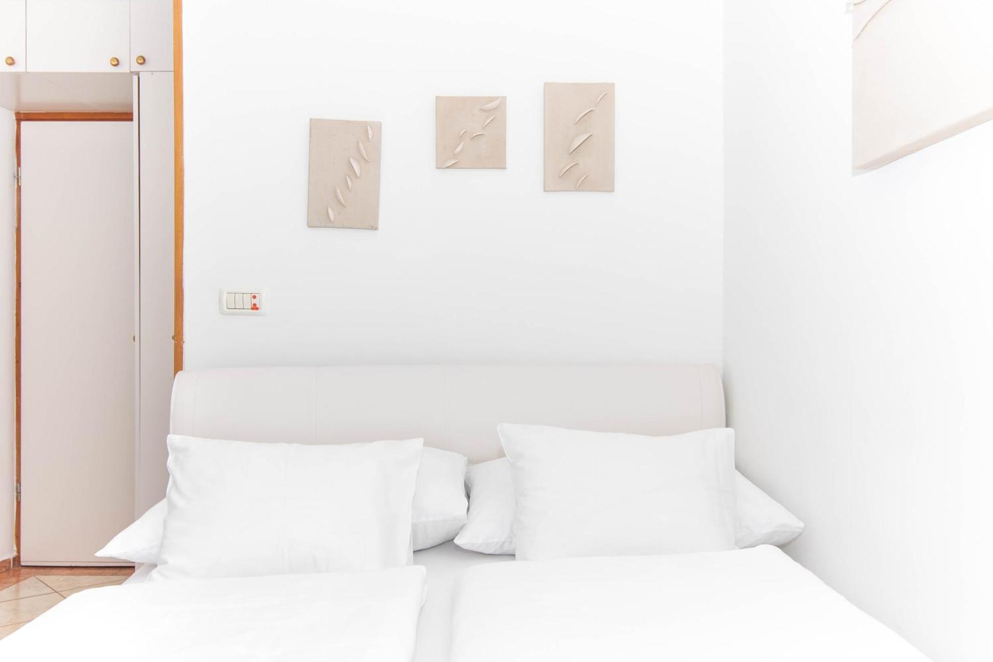 Bed and Breakfast Bed And Brekfast Donatella Piran Exterior foto