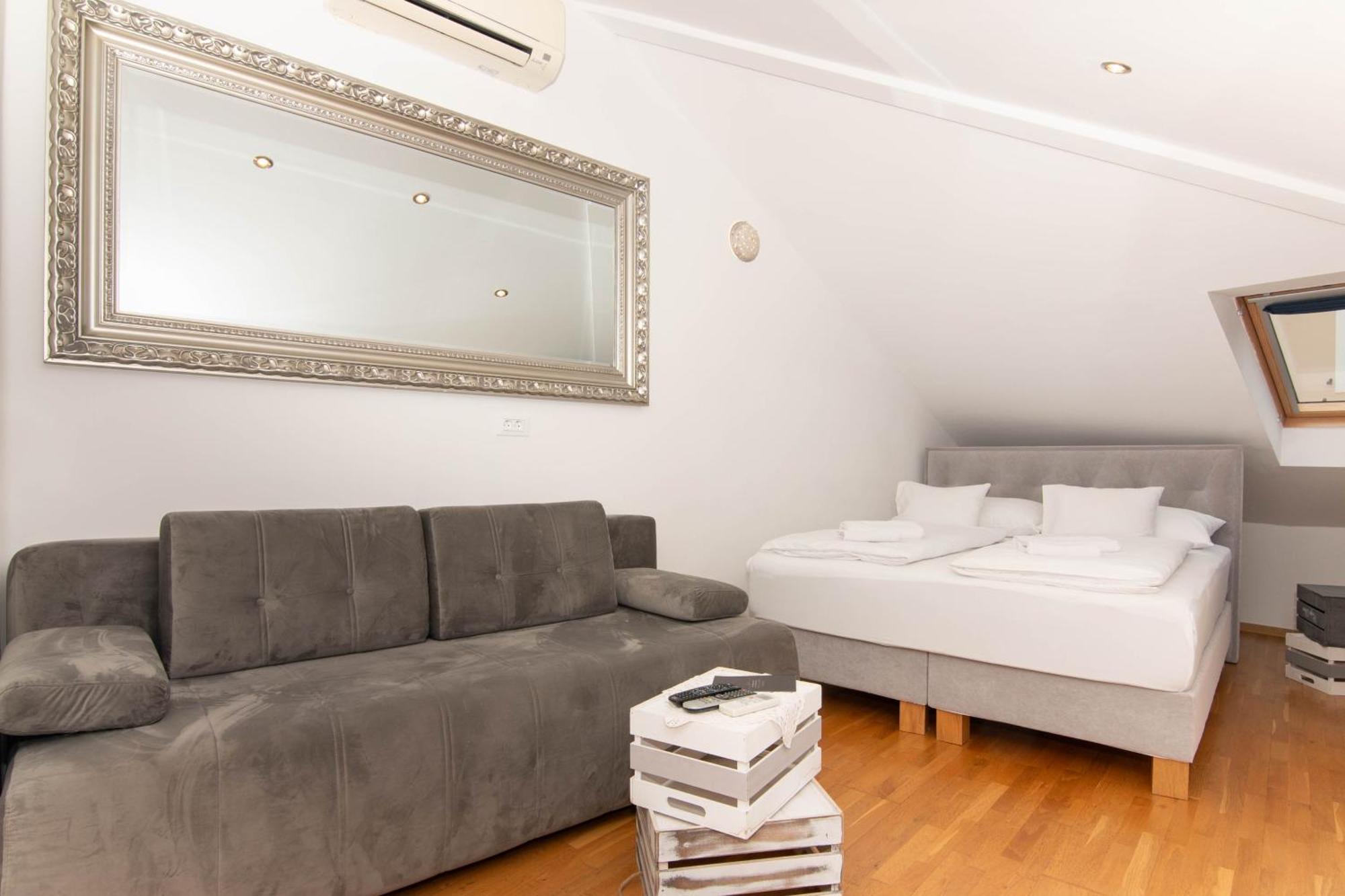 Bed and Breakfast Bed And Brekfast Donatella Piran Exterior foto